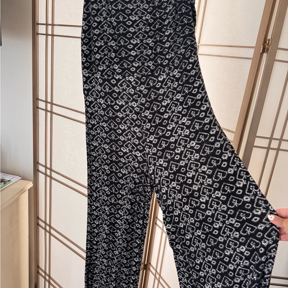 American Rag Black and White Geometric Wide Leg romper - Picture 5 of 5